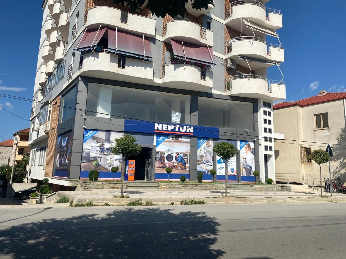 Guest'S Apartament Pogradec Exterior photo